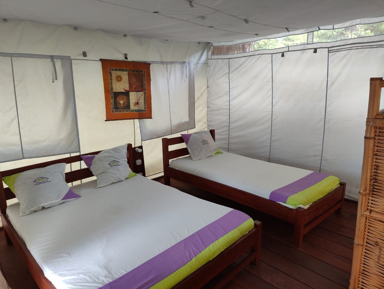 Tente lodge extérieur
